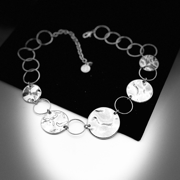 Bill Blass Silver Disc Statement Necklace - Picture 7 of 7